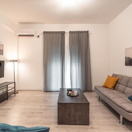 Urban Serenity Gem In Kallithea Neighbourhood! Атина Екстериор снимка