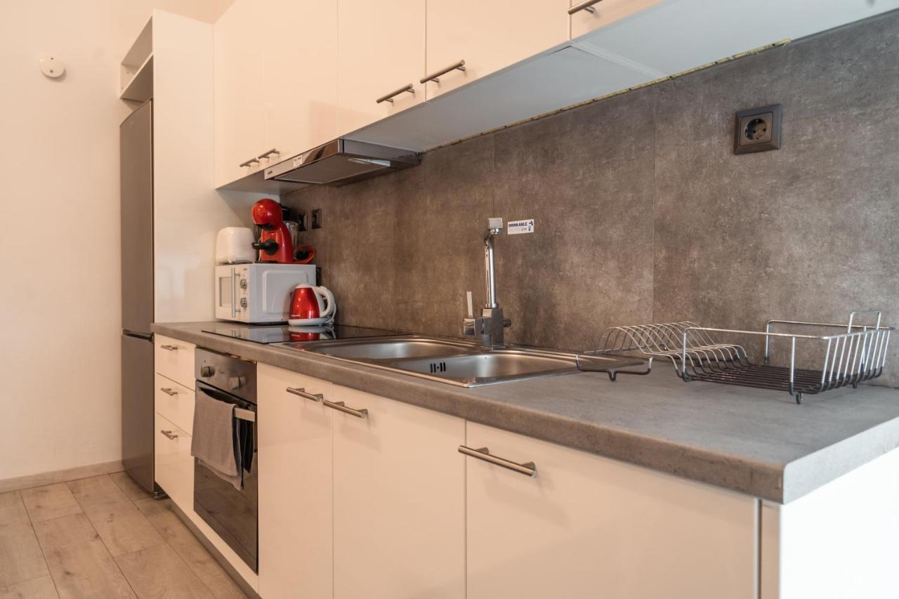 Urban Serenity Gem In Kallithea Neighbourhood! Атина Екстериор снимка