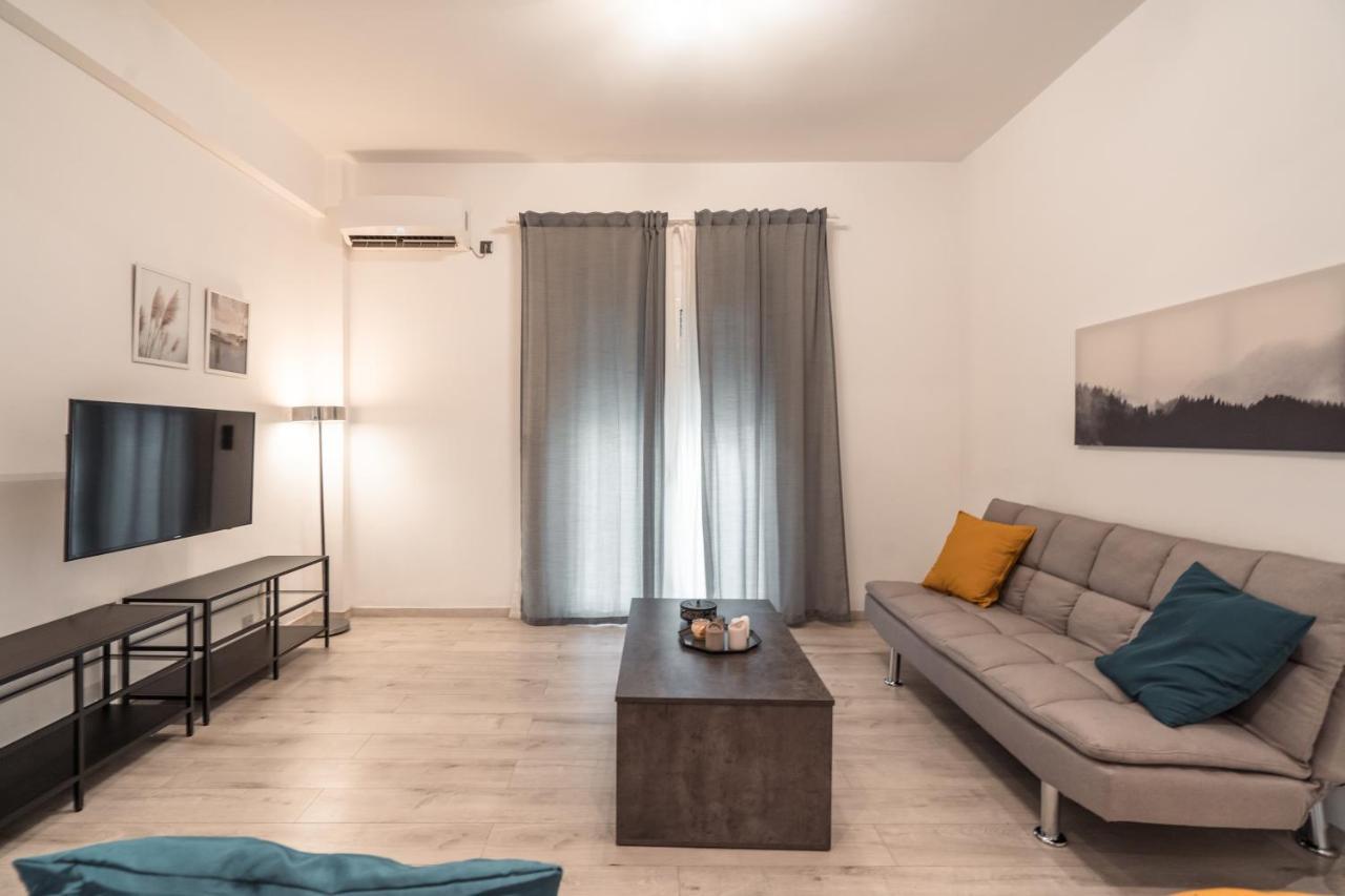 Urban Serenity Gem In Kallithea Neighbourhood! Атина Екстериор снимка
