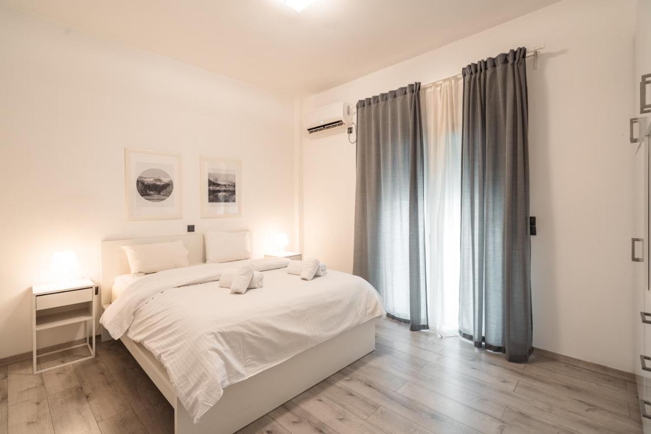 Urban Serenity Gem In Kallithea Neighbourhood! Атина Екстериор снимка