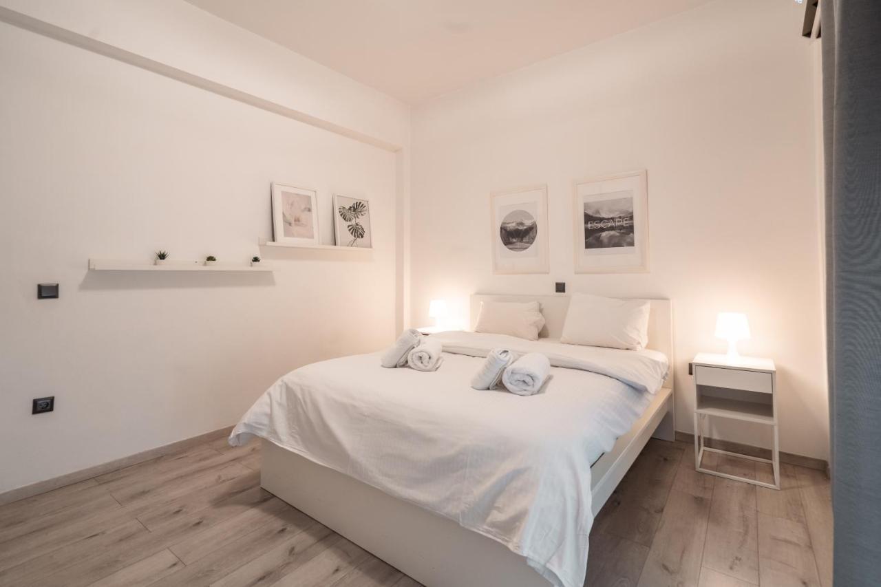 Urban Serenity Gem In Kallithea Neighbourhood! Атина Екстериор снимка