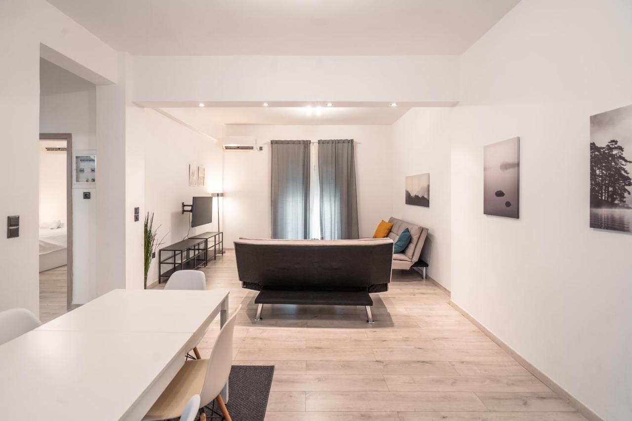 Urban Serenity Gem In Kallithea Neighbourhood! Атина Екстериор снимка