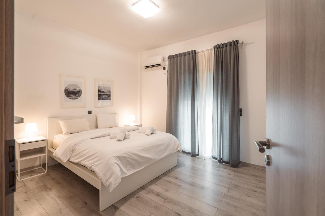 Urban Serenity Gem In Kallithea Neighbourhood! Атина Екстериор снимка