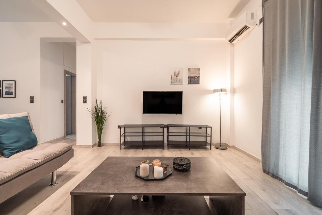 Urban Serenity Gem In Kallithea Neighbourhood! Атина Екстериор снимка